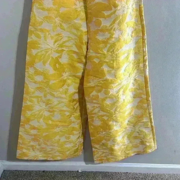 Autumm Adeigbo - Picture 3 of 8